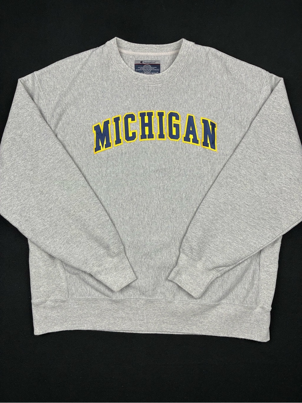 Y2K VTG XL Champion Grey Crewneck Sweatshirt with Blue and Yellow Michigan Arch